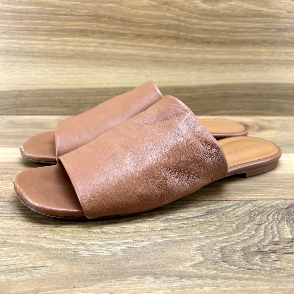 Clergerie Paris 7.5 EU 38 British Tan Soft Leather Slide Sandals